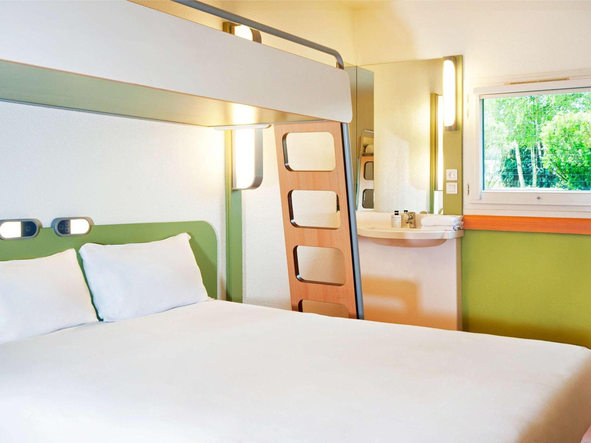 Ibis Budget Bordeaux Centre Bastide Exterior foto